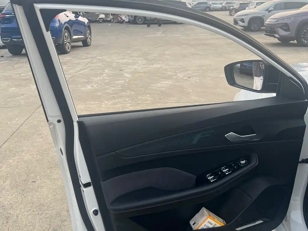Geely Binrui — миниатюра 5