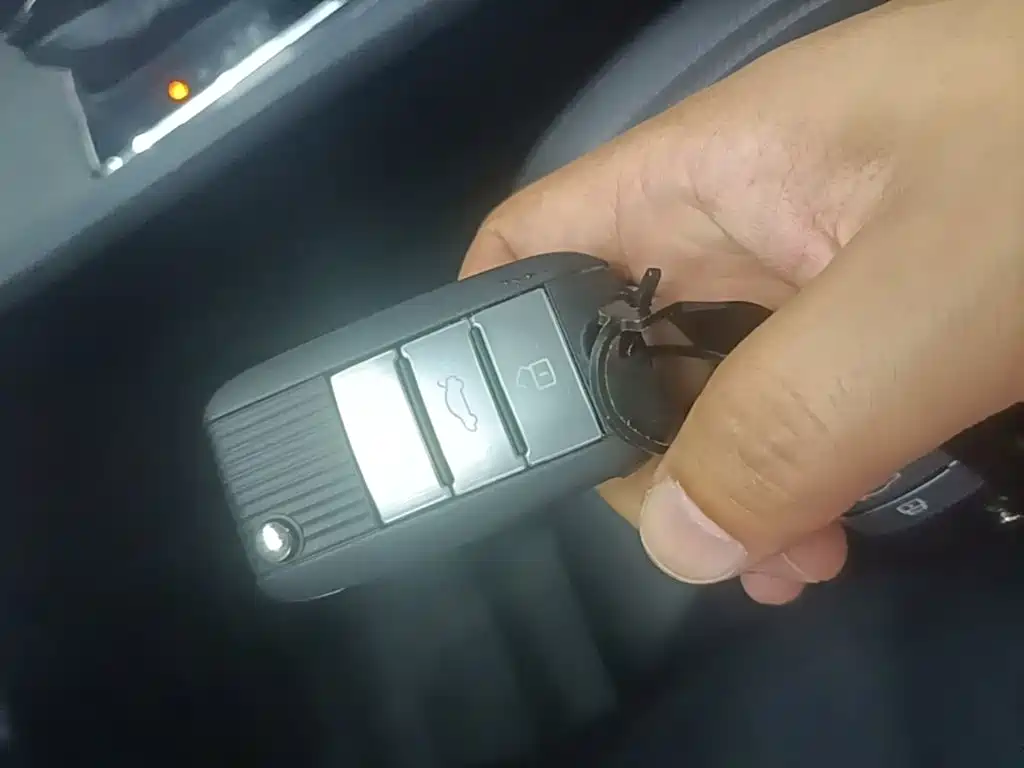 Roewe i6 Classic — миниатюра 9