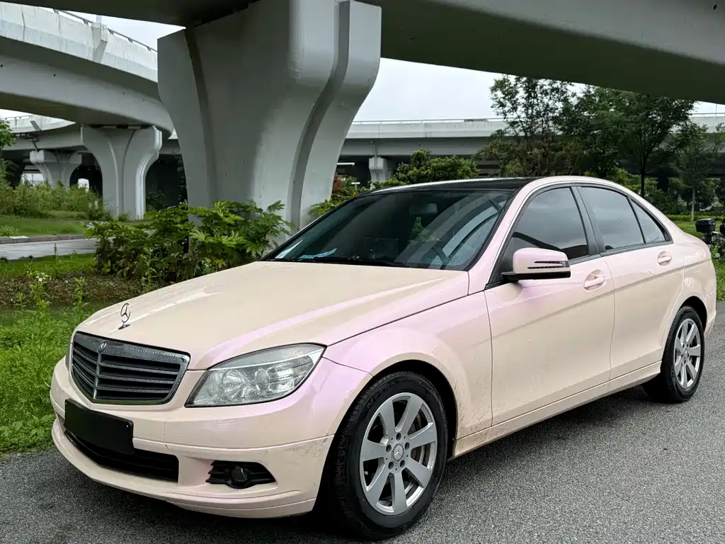 Mercedes-Benz C-Class 2010