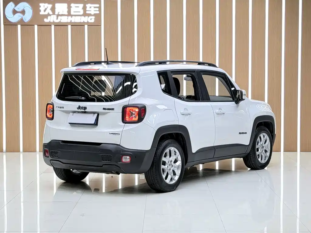 Jeep Renegade — миниатюра 6