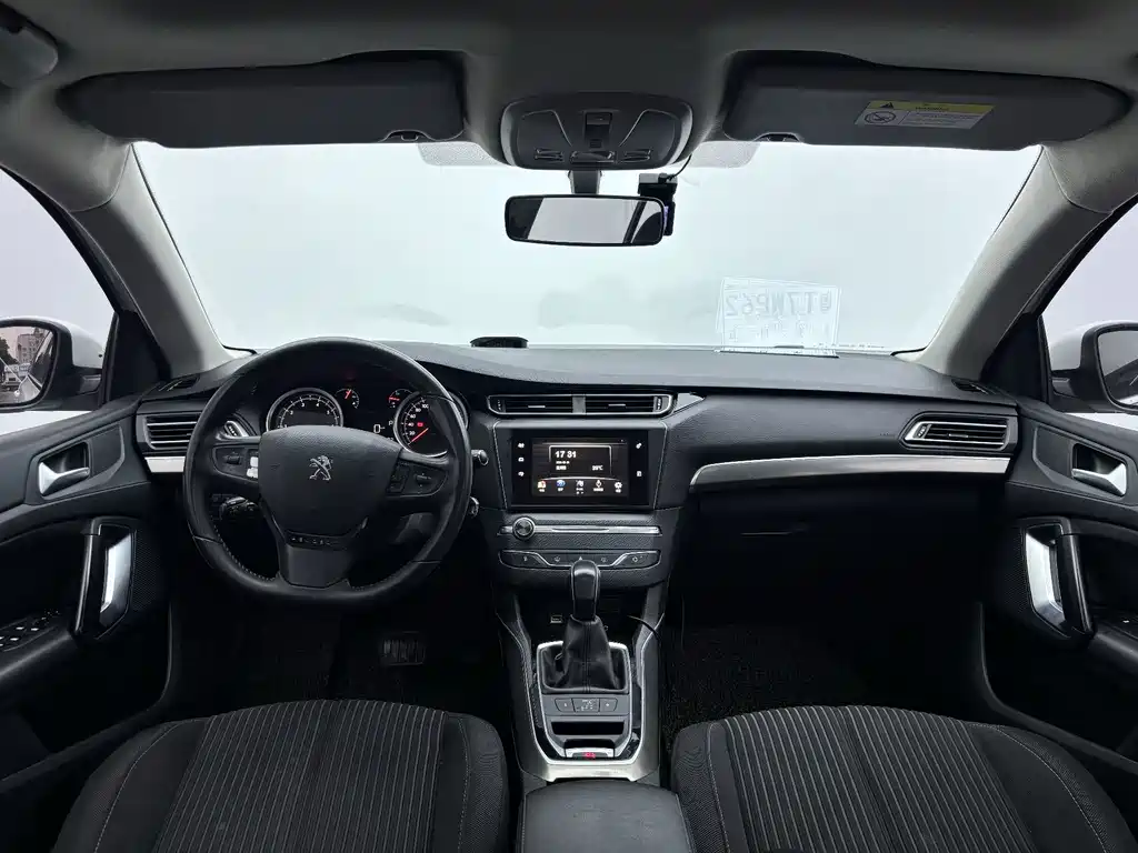 Peugeot 408 — миниатюра 5