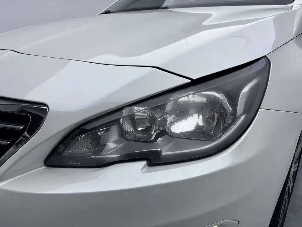 Peugeot 408 — миниатюра 16