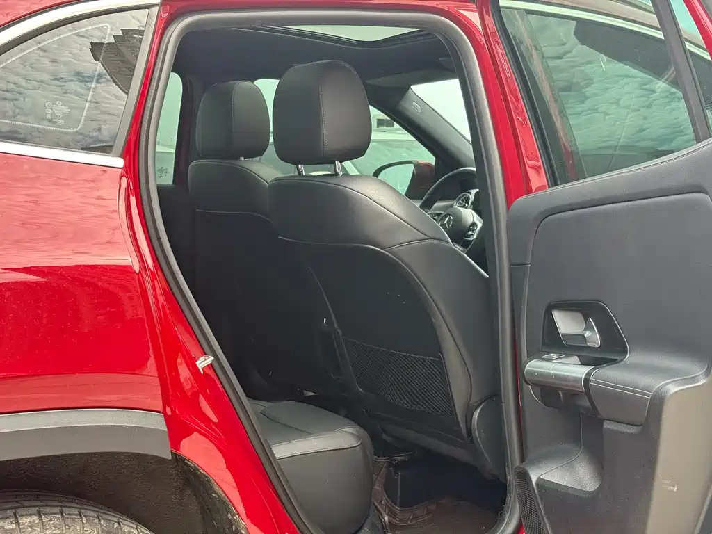 Mercedes-Benz GLA — миниатюра 5