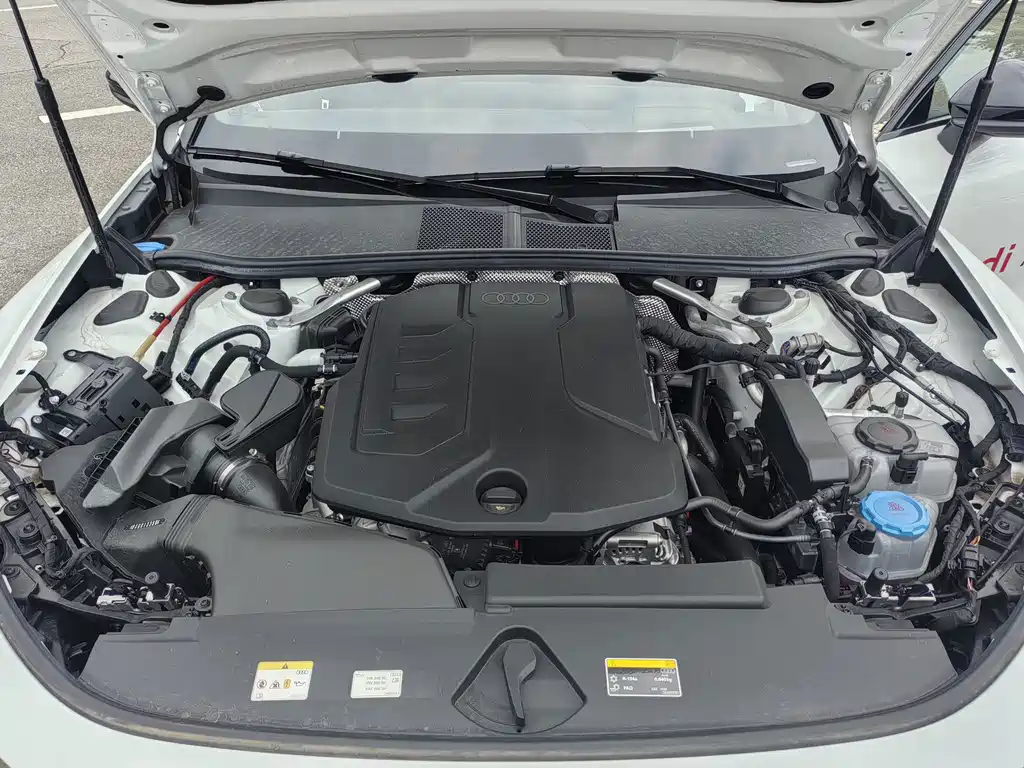 Audi A6L — миниатюра 9