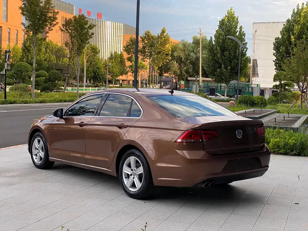 Volkswagen Lamando — миниатюра 7