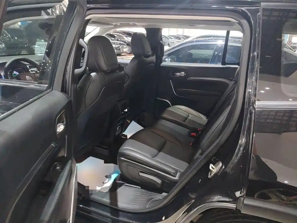 Jeep Grand Commander — миниатюра 17
