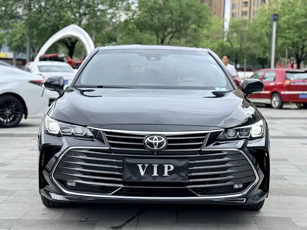 Toyota Avalon 2019 2.0L XLE Premium VI