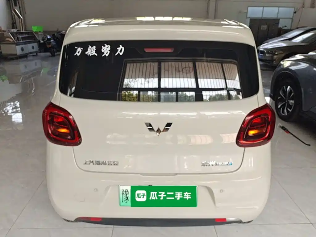Wuling MINIEV — миниатюра 6