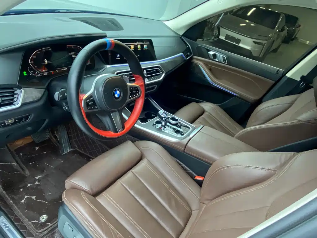 BMW X5 (Import) — миниатюра 8