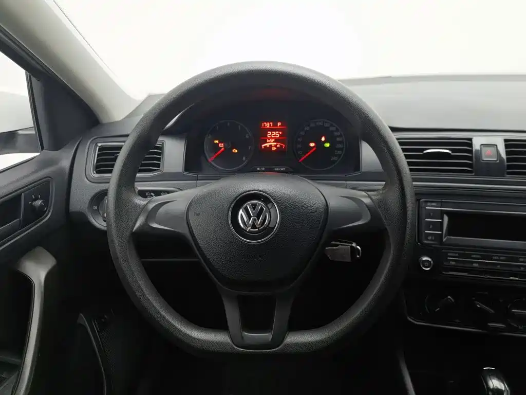Volkswagen Santana — миниатюра 11
