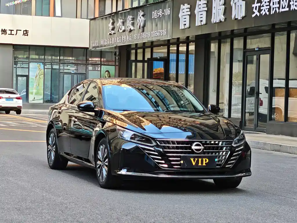 Nissan Teana — миниатюра 3
