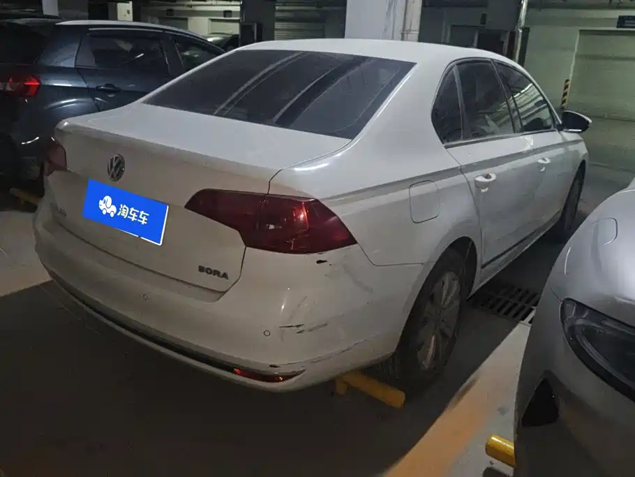 Volkswagen Bora — миниатюра 3