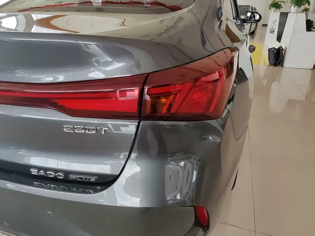 Changan Eado — миниатюра 8