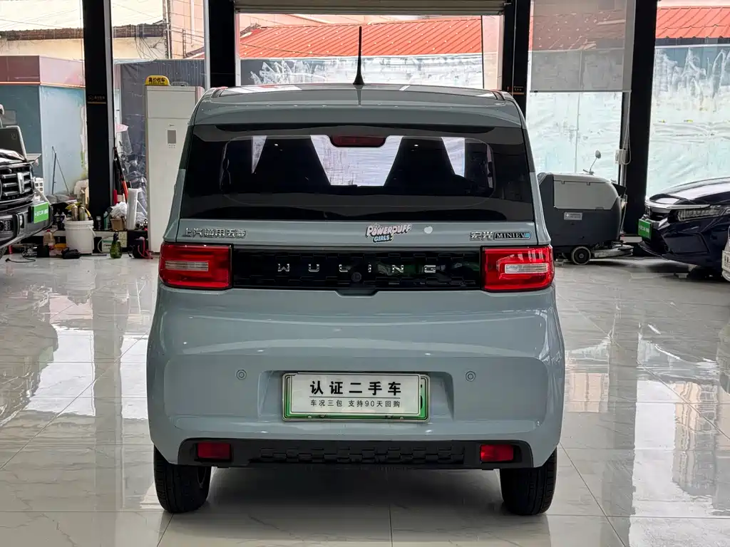 Wuling MINIEV — миниатюра 6