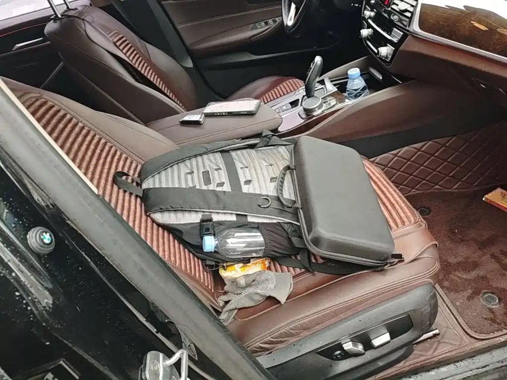 BMW 5 Series — миниатюра 25