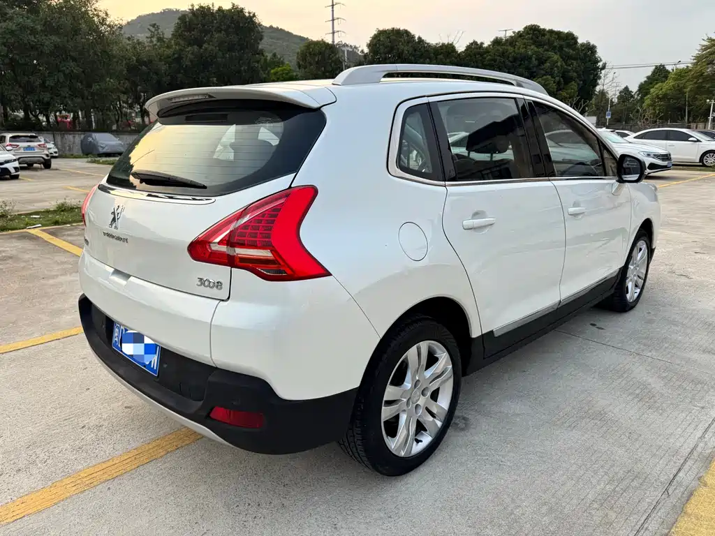 Peugeot 3008 — миниатюра 6