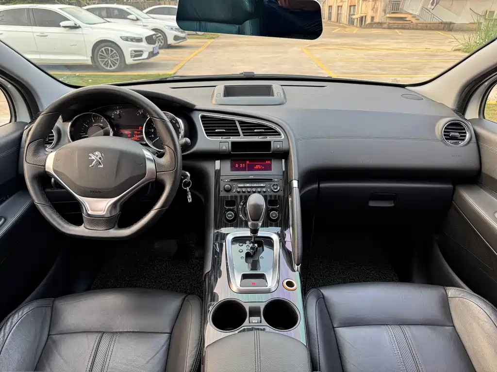 Peugeot 3008 — миниатюра 10