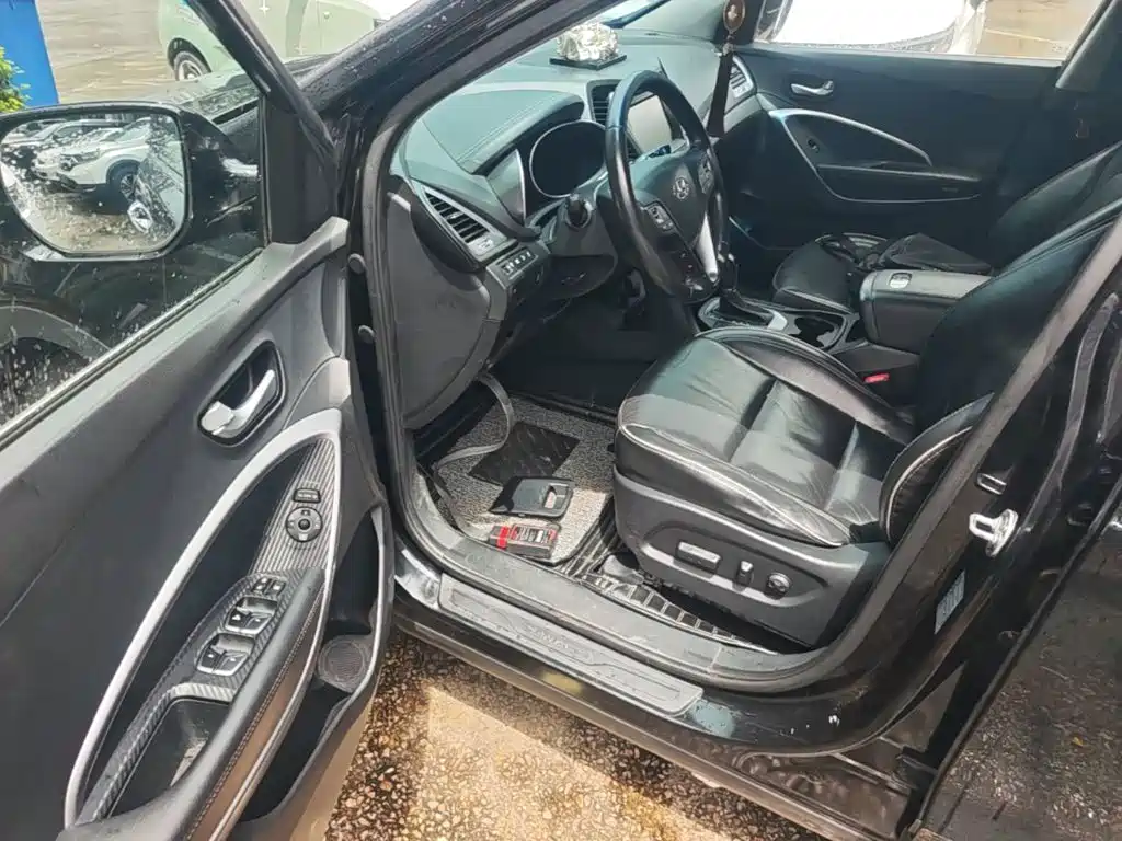 Hyundai Santa Fe — миниатюра 16