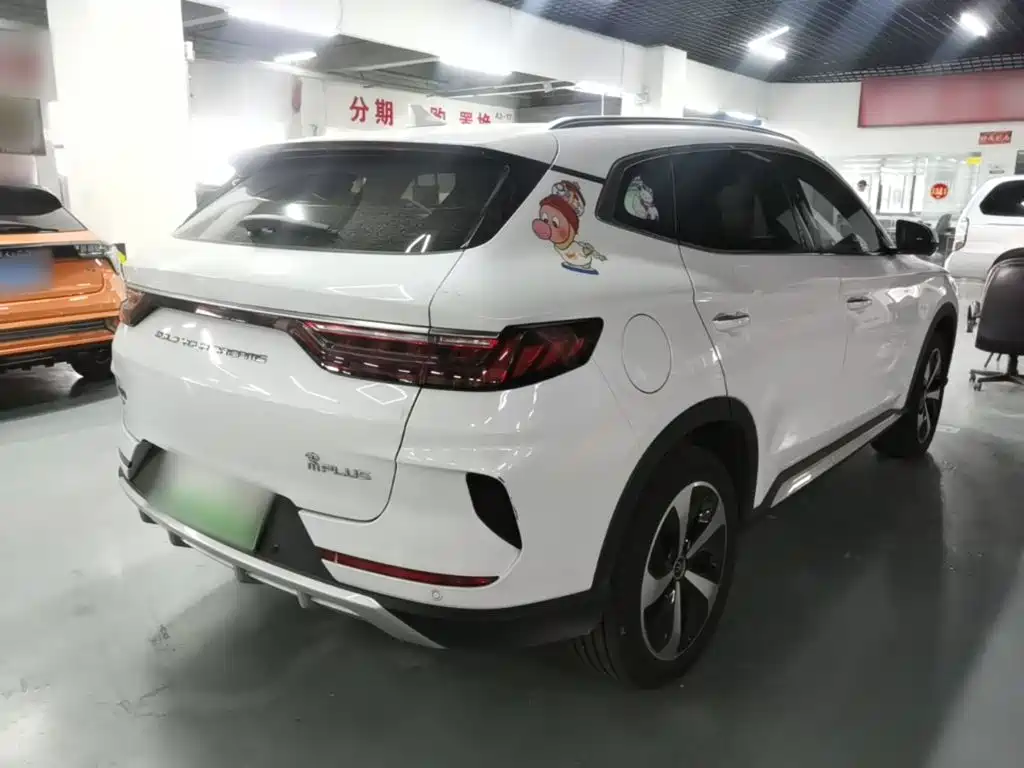 BYD PLUS New Energy — миниатюра 7