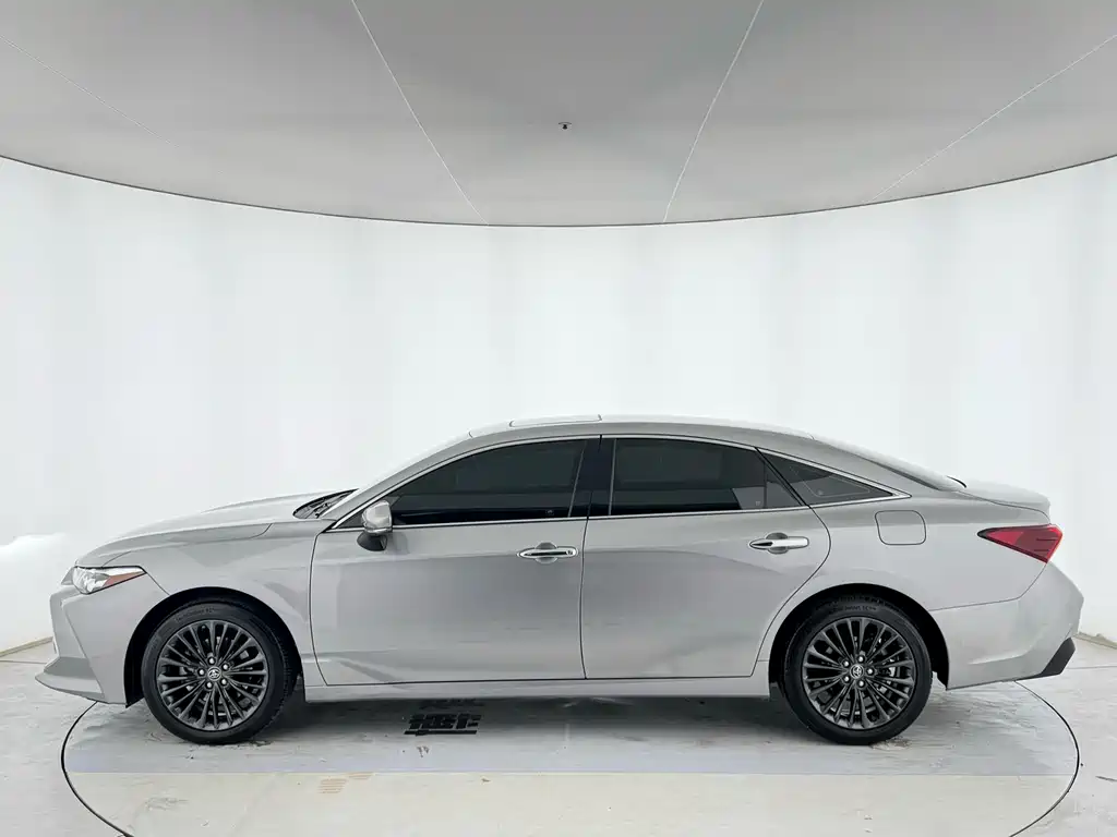 Toyota Avalon 2019 2.0L XLE Premium VI