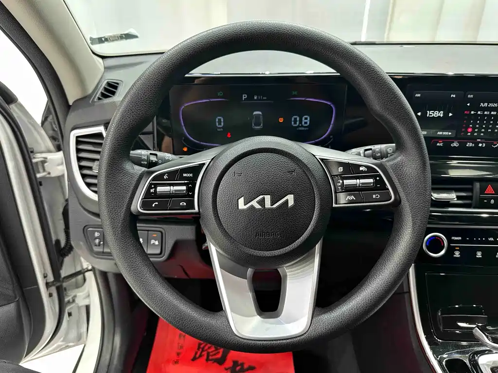 Kia Seltos — миниатюра 11