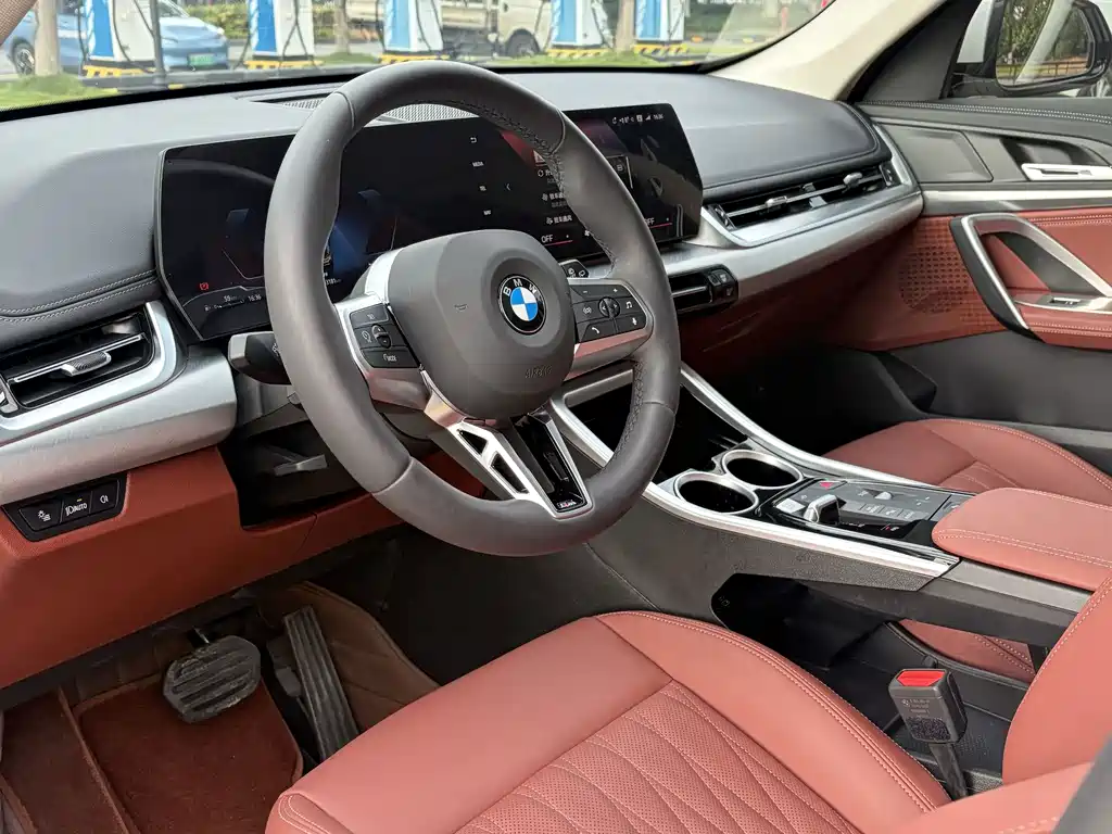 BMW X1 — миниатюра 7