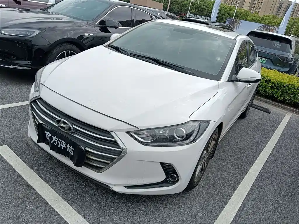 Hyundai Elantra 2017