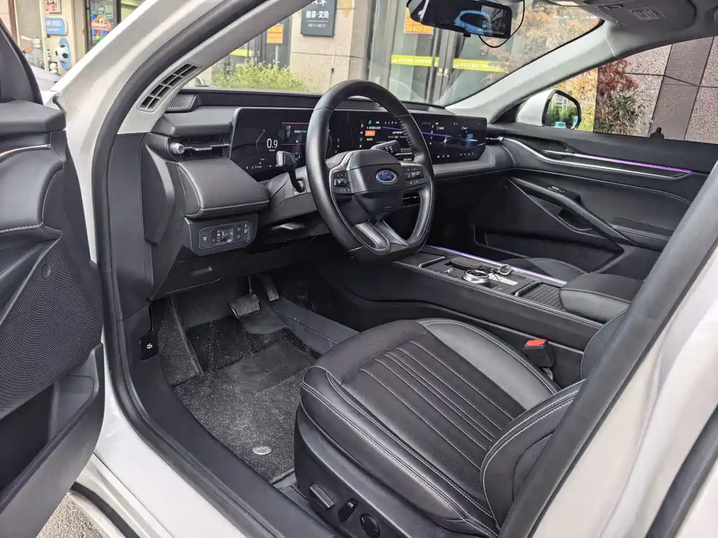 Ford Mondeo — миниатюра 5
