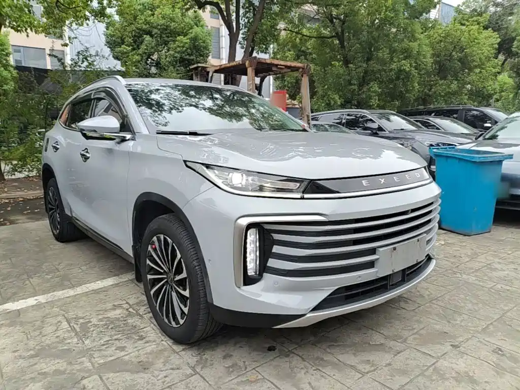 Exeed Lingyun — миниатюра 4