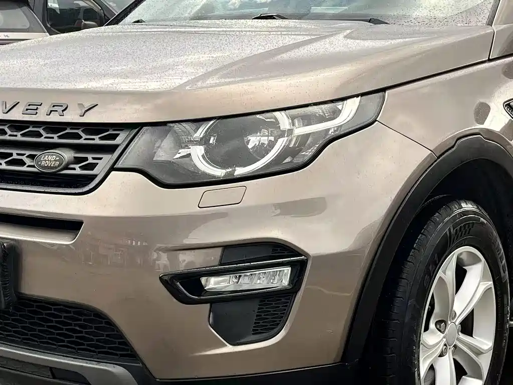 Land Rover Discovery Sport — миниатюра 8
