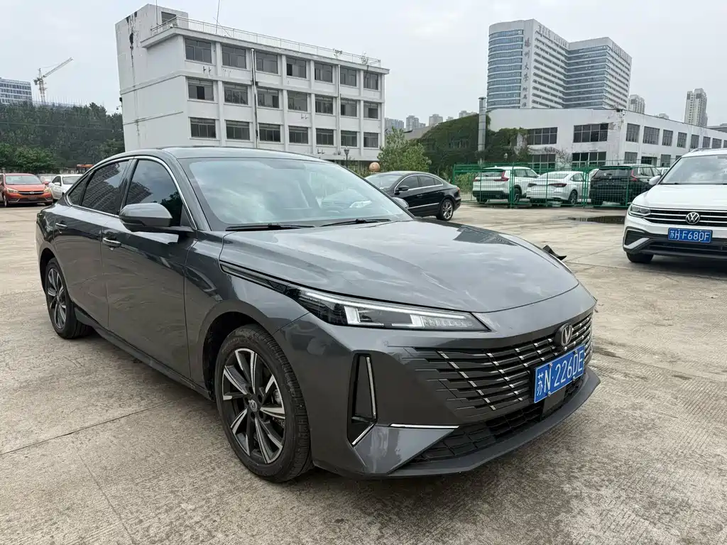 Changan Eado — миниатюра 3
