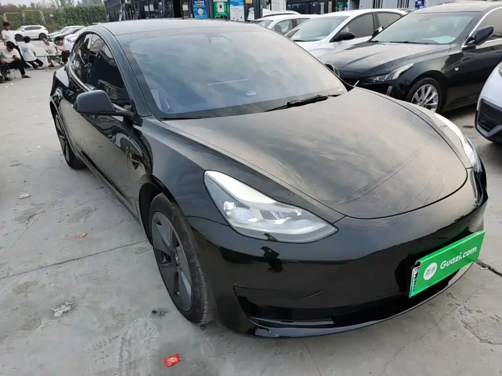 Tesla Model 3 — миниатюра 4