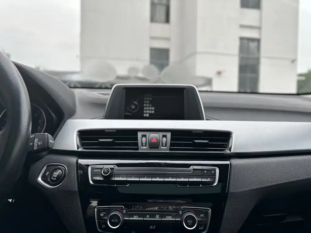 BMW X1 — миниатюра 18