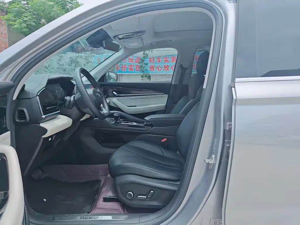 Geely Xingyue L — миниатюра 8