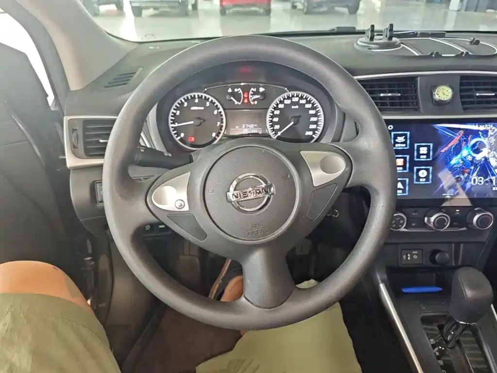 Nissan Sylphy — миниатюра 11