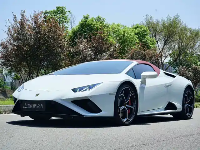 LAMBORGHINI HURACÁN 2022