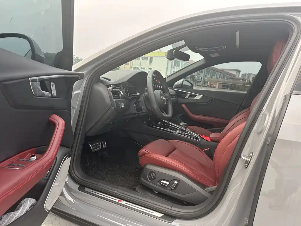 Audi A4L — миниатюра 3