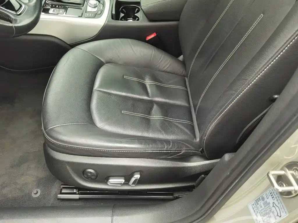 Audi A6L — миниатюра 20