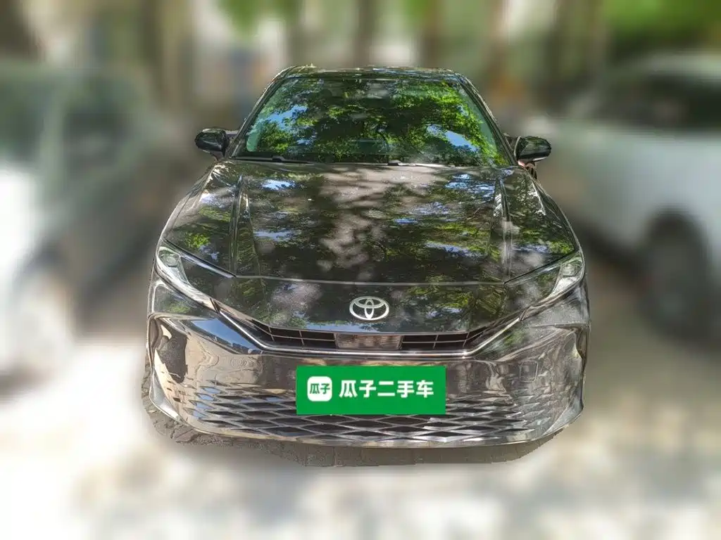 Toyota Camry — миниатюра 23