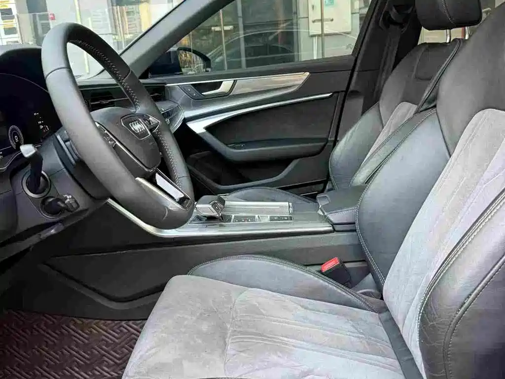 Audi A6L — миниатюра 9