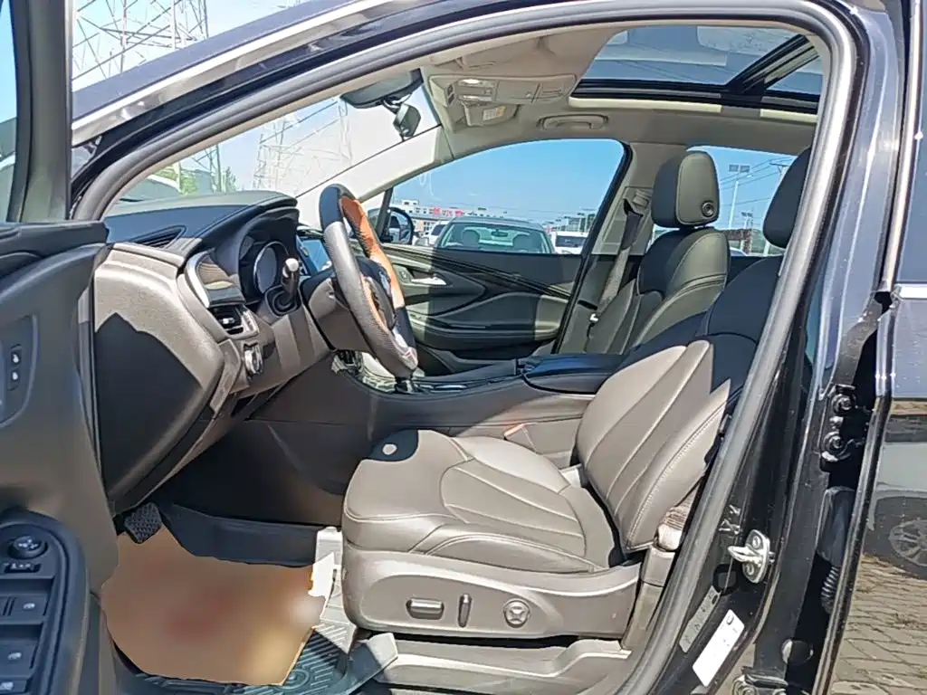 Buick Envision Plus — миниатюра 15