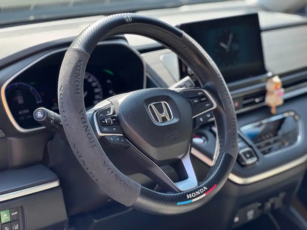 Honda Odyssey 2022 2.0L e:HEV мест
