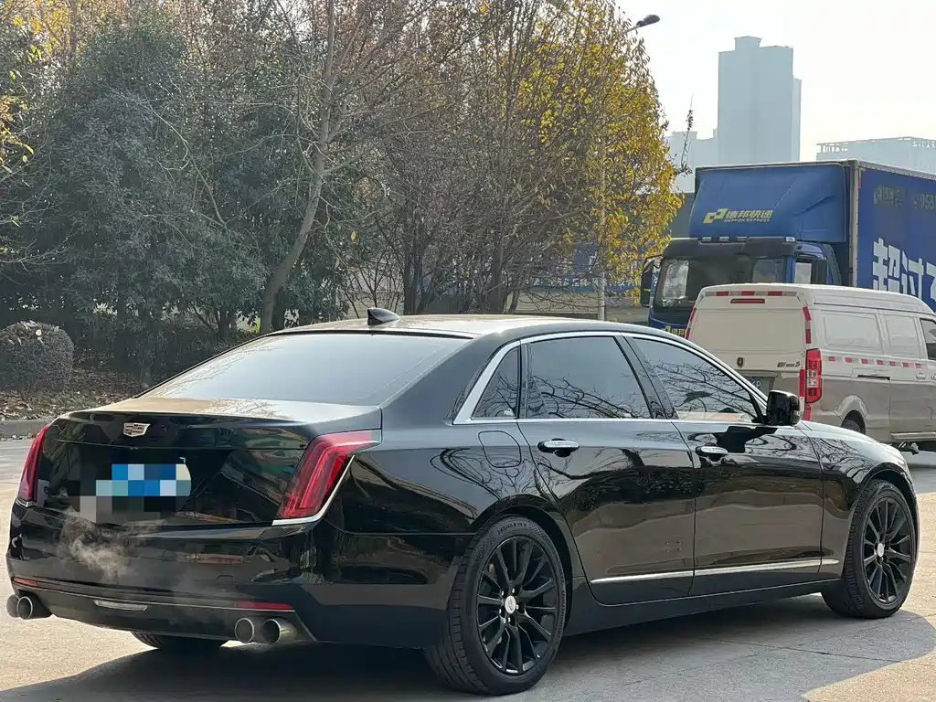 CADILLAC CT6