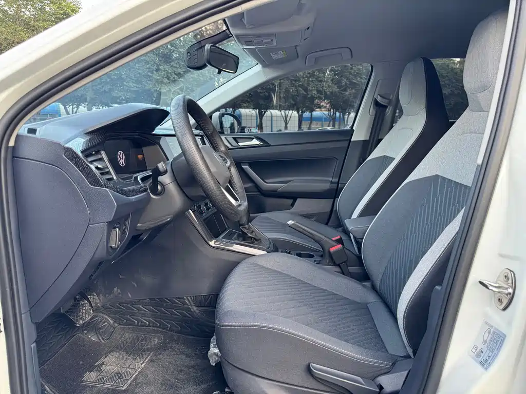 Volkswagen Lavida — миниатюра 4