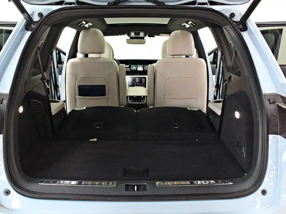 Li Auto Li ONE — миниатюра 14