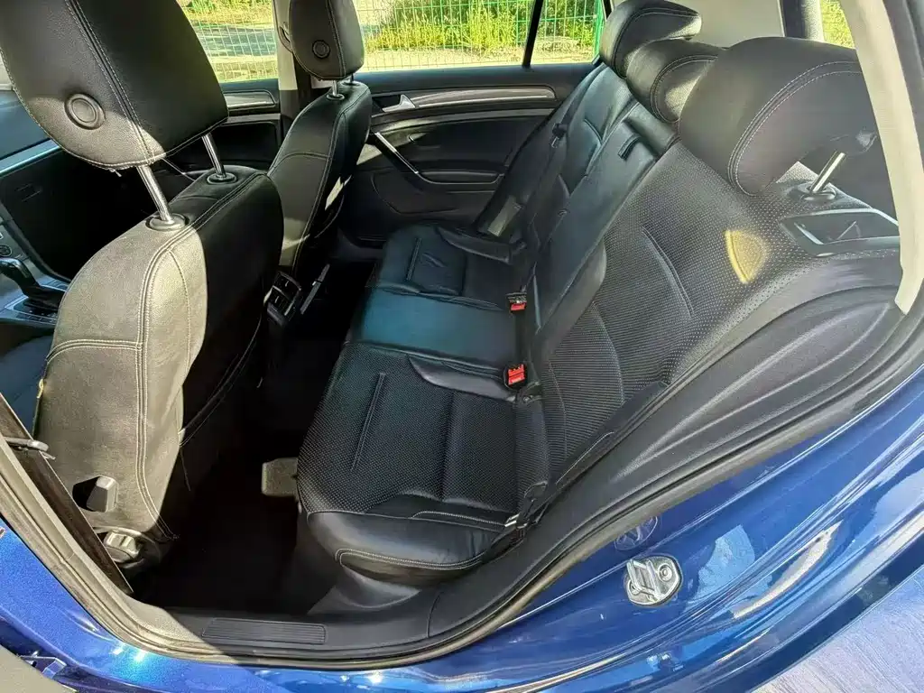 Volkswagen Golf — миниатюра 9