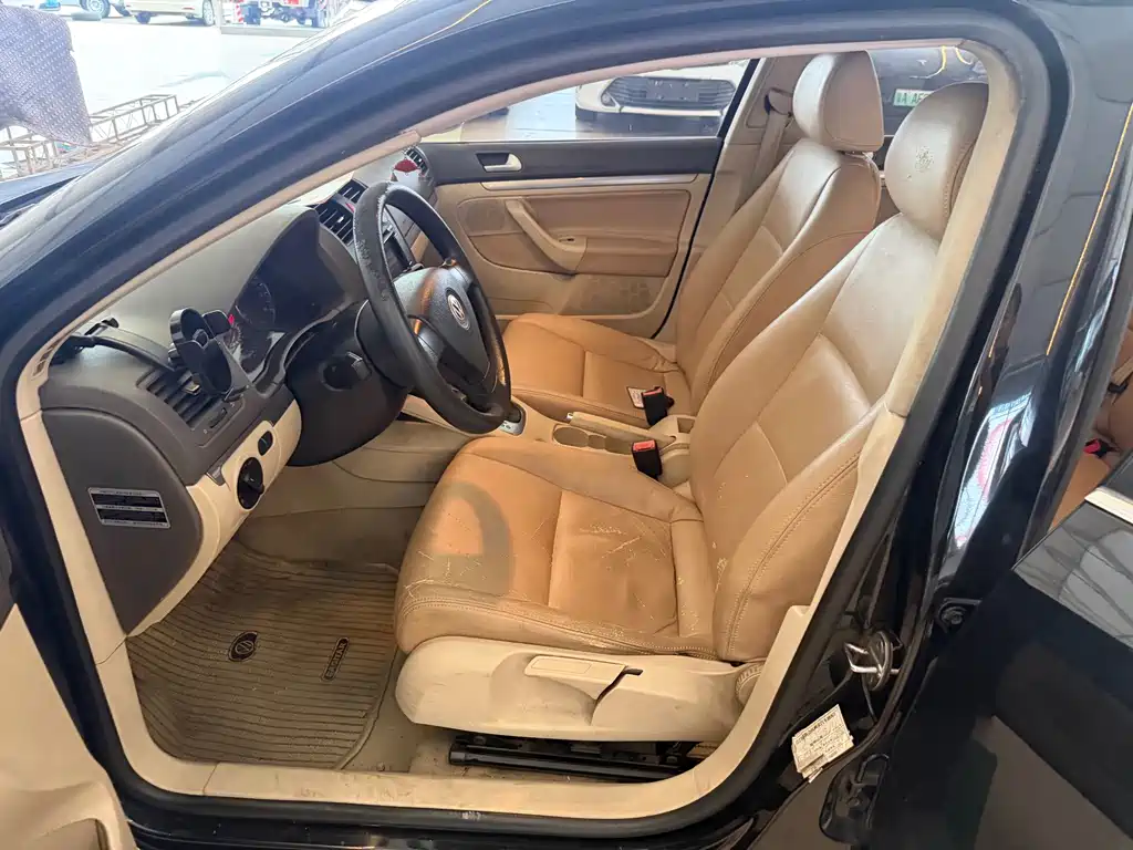 Volkswagen Sagitar — миниатюра 17