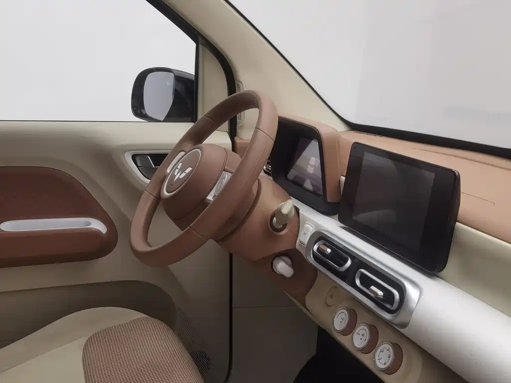 Wuling MINIEV — миниатюра 22