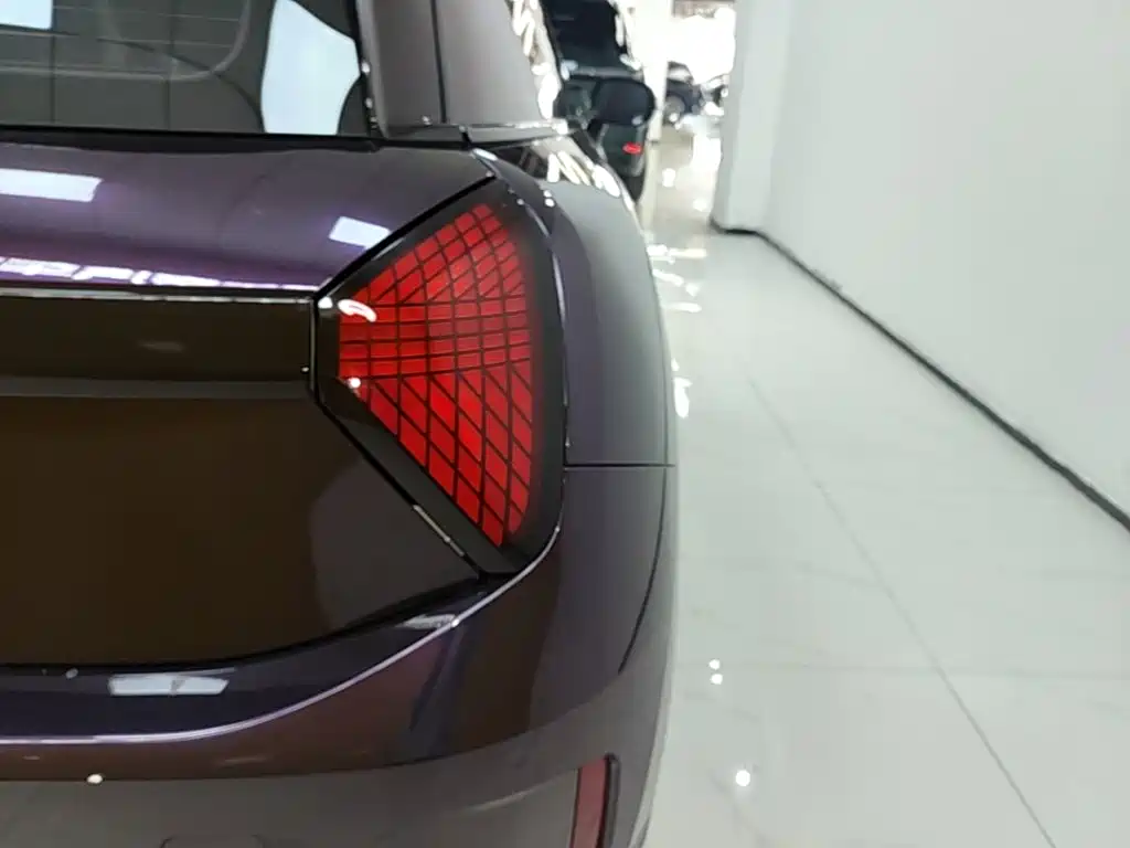 MINI MINI COOPER EV — миниатюра 8