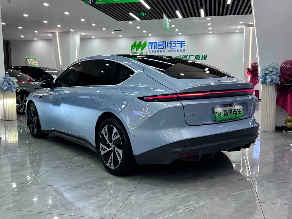 NIO ET5 — миниатюра 4